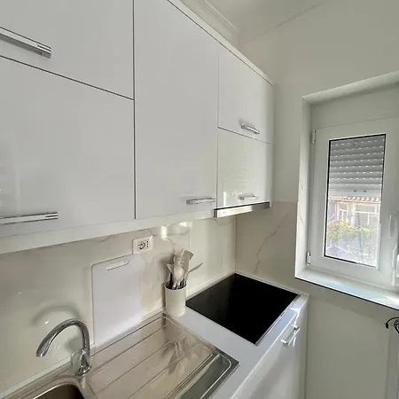 公寓 Charm Hideaway *